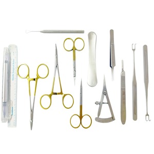 Ensemble d'instruments chirurgicaux manuels en acier inoxydable de classe I pour blepharoplastie, certifié ISO13485 CE - Product Image 1