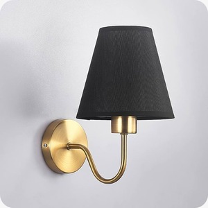 Lampe de bureau à abat-jour en tissu noir, décoration de Noël, lampe de table en métal de luxe, lampe de lecture LED, lumière de nuit douillette pour chambre à coucher - Product Image 2