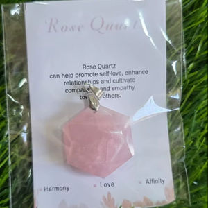 จี้หินธรรมชาติทรงหกเหลี่ยมคุณภาพสูง หินกึ่งมีค่าหลากหลายชนิด เครื่องประดับโรสควอตซ์ ไพไรต์ จี้คริสตัลขายส่ง - Product Image 3