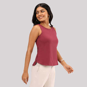 Fournisseur de débardeurs de fitness pour femmes de haute qualité, tissu léger d'été, fabrication flexible avec MOQ - Product Image 3