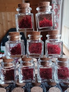 จำหน่ายส่งเส้นหญ้าฝรั่นอินเดียคุณภาพพรีเมียมสำหรับช่องทางการขายส่งทั่วโลก - Product Image 4