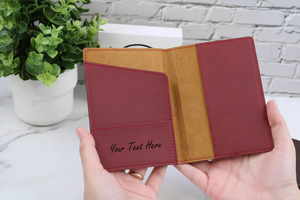 Couverture de passeport en cuir PU Laserable vierge cadeau d'anniversaire de voyage personnalisé étiquette de bagage en cuir végétalien - Product Image 6