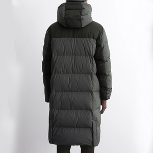 Veste matelassée en coton à capuche pour homme, coupe régulière, coupe-vent, camouflage, manteau d'hiver avec col montant, logo sur le devant, poches zippées - Product Image 3