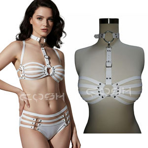 Harnais de poitrine multi-bretelles en similicuir blanc avec collier ras du cou à anneau en O - Product Image 6