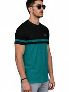 T-shirt homme slim fit à blocs de couleur noir et vert, col rond, manches courtes, décontracté - Product Image 1