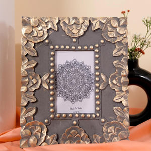 Marco de Fotos de Madera de Alta Gama, Artesanía Premium, Marco de Fotos de Madera Hecho a Mano Tradicional, Marcos de Fotos de Madera Rústicos Minimalistas de Estilo Moderno para Escritorio - Product Image 1