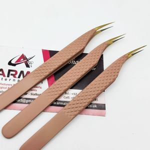 แหนบต่อขนตาปลายไฟเบอร์ พลาสมาโกลด์ ดอลฟิน  ทดสอบด้วยมือ จับถนัดมือ แข็งแรง ทนทาน พร้อมโลโก้ - Product Image 5