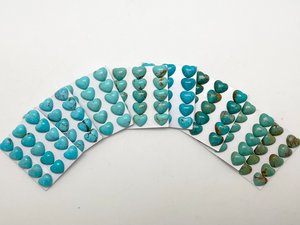 Turquesa Kingman de 14 mm, cabujón calibrado en forma de corazón de 14 mm, cabujón suelto estabilizado, piedra preciosa calibrada para la fabricación de joyas. - Product Image 3