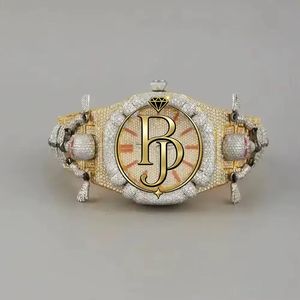 นาฬิกาข้อมือผู้ชาย Briva Luxury Gold ดีไซน์หัวกะโหลกประดับเพชรเต็มเรือน สไตล์พังก์ ฮิปฮอป บลิงค์  วัสดุสแตนเลส กระจกควอตซ์ กันน้ำ 10 บาร์ - Product Image 3