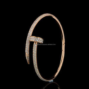 เครื่องประดับที่ดีสร้อยข้อมือแฟชั่นสำหรับผู้หญิงกำไลข้อมือแบรนด์แฟชั่นที่มีชื่อเสียง925 - Product Image 1