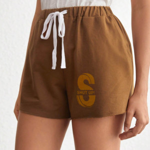Shorts de punto transpirables de algodón marrón para mujer, de corte regular, estilo urbano, con cintura elástica, logo de letras doradas y bolsillos - Product Image 2