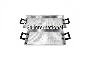 Ensemble de deux plateaux de service en métal finition argentée, utilisés dans les hôtels, les restaurants, les cafés et à la maison, pour servir du chocolat. - Product Image 1