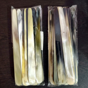 Vente en gros de plectres en corne de bœuf de haute qualité pour instruments d'oud M.S. Marque EXPORT MS0002 - Product Image 1
