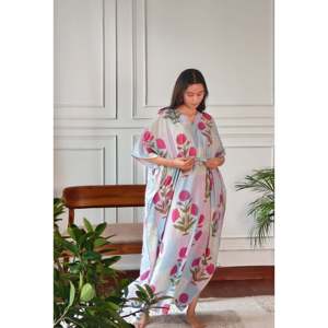 Le kaftan multicolore à carreaux Quince Life Poppy, vêtements de nuit pour femmes - Product Image 5