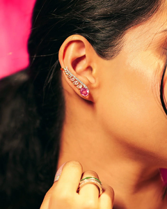 Boucles d'oreilles Flamme Rose avec incrustation de rubis et de diamants taille poire pour femme, idéales pour mariage, soirée et occasions spéciales - Product Image 3