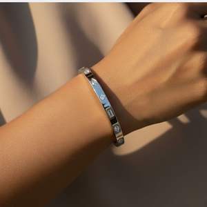 2.00CTW Mixed Cut Diamond Station <b>Bangle</b> <b>Bracelet</b> - Product Image 6