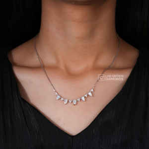 Pendentif en or blanc 14 carats avec moissanite taille poire et taille ronde pour femme, luxe, 2,27 carats au total, 3,82 grammes, bijoux fins, cadeau - Product Image 1