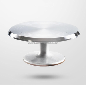 Présentoir à gâteaux en aluminium pour exposer et servir Design élégant et durable pour les événements et les maisons par Azora Industries - Product Image 4