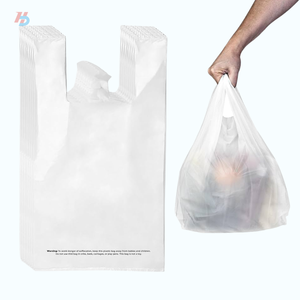 Bolsa de Compras Blanca Reciclable de LDPE/HDPE con Fuelle Lateral y Asa Tipo Chaleco, con Impresión de 'Gracias' en Rojo - Product Image 4
