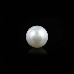 Natural Coin Freshwater Pearl 5.4 Carat Loose Gemstone for Fine Jewelry - Product Image 2