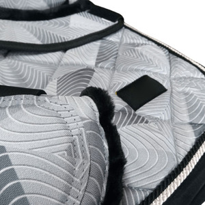 Ensemble de tapis de selle pour cheval en polycoton durable, matelassé à paillettes, avec bottes et bonnet d'oreille assortis, accessoires d'équitation de luxe - Product Image 2