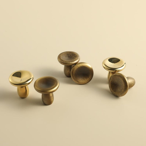 Pomo de latón macizo sin lacar con forma de hongo, estilo antiguo, para armario de cocina, tirador vintage para cajones, herrajes para muebles - Product Image 4