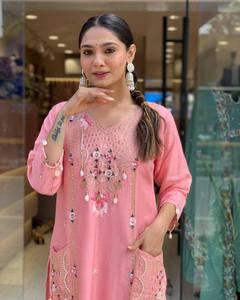 Ensemble Kurta en coton viscose lourd de haute qualité avec vêtements indiens imprimés Dupatta de qualité d'exportation pakistanais Salwar Kameez - Product Image 5