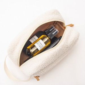 White Sherpa portable toiletry bag with <b>large</b> capacity and multifunctional storage bag suitable for business trips - Product Image 6