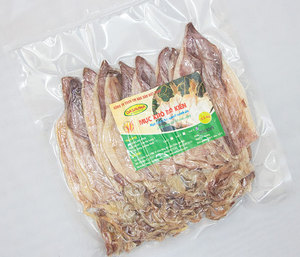 Premium Dried Whole Squid Vietnam Dried Seafood Natural Bulk Supplier - Product Image 2