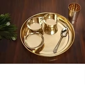 Service de table en laiton pour restaurant, vaisselle indienne en laiton Thali, vente en gros, articles de table traditionnels faits à la main pour hôtels, maisons et traiteurs - Product Image 3