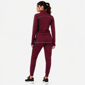 Ensemble de survêtement de sport pour femme avec pull demi-zip et pantalon de jogging, vêtements de sport personnalisables, marque privée, OEM, ODM, vente en gros directe usine - Product Image 2