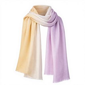 Écharpe de luxe pour femme VIC en cachemire et laine fine respirante, ombrée 3 tons, 70x200cm - Product Image 1