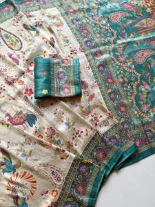 ผ้าซิ่นไหมซาตินลายแจ็คการ์ดพร้อมพู่ห้อยฟุมก้าและผ้าสำหรับตัดเสื้อ - Product Image 4