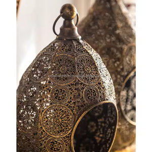 Bougeoir de table en métal de style lanterne pour bougeoir pilier pour la décoration intérieure - Product Image 2