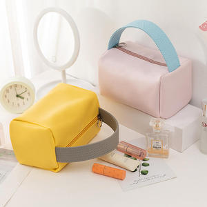 Custom Korea Style Zipper Portable PU Leather Waterproof <b>Makeup</b> Bag Soft Handle Multifunctional Travel Cosmetic Pouch for Women - Product Image 5