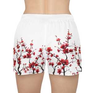 Shorts blancs à imprimé floral pour femmes avec motif de fleurs de prunier rouges, taille élastique, coupe régulière, style décontracté, respirant, tricoté - Product Image 4
