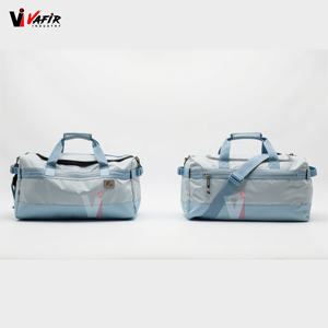 Bolsa de Lona Sublimada para Hombre de la Fraternidad Phi Beta Sigma |   Bolsa de Viaje Acolchada Personalizada con Bordado de la Fraternidad PBS para Hombre - Product Image 2