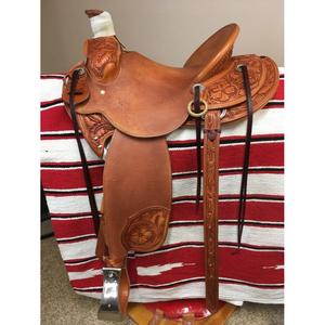 Silla de montar de cuero artesanal para caballo, absorbente del sudor y altamente cómoda, estilo inglés europeo. - Product Image 2