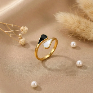 Anillo Geométrico Moderno de Acero Inoxidable con Baño de Oro Real de 18K, Joyería de Moda Resistente al Agua y al Deslustre para Mujer - Product Image 2