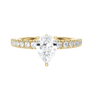 Anillo de compromiso de oro amarillo de 14 quilates con diamante talla pera de 3.5 quilates y halo oculto para mujer - Product Image 1