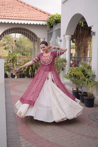 Lehenga Choli Gujarati Chaniya Choli, el Vestido Más Vendido para Navratri, Disponible a un Precio Accesible para Bailar Garba y Dandiya - Product Image 6