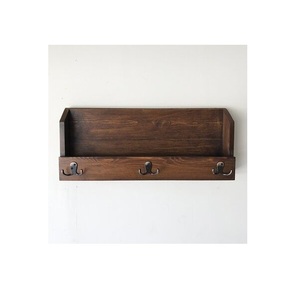 Porte-clés en bois : une pièce essentielle pour l'organisation de la maison, conçue pour mettre en valeur une vie bien organisée avec un intérieur élégant. - Product Image 1