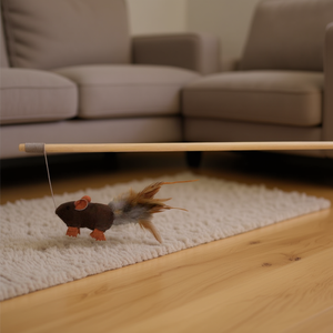 Juguete de Madera de 50 cm para Mascotas, Ratón Interactivo con Plumas, Juguete de Movimiento - Product Image 3