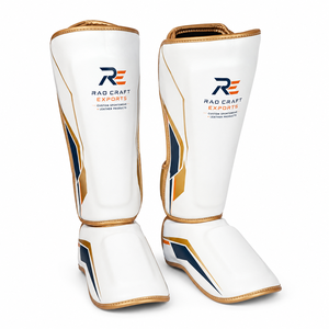 Les protège-tibias MMA de qualité supérieure offrent une rembourrage confortable, un ajustement sûr et une protection fiable des jambes pour l'entraînement et les séances de gym. - Product Image 5