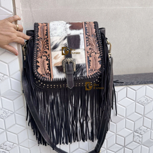 Bolso de mano con flecos para mujer, de cuero auténtico con grabado artesanal, estilo gitano bohemio, con pelo de animal, hecho a mano, bandolera de cuero auténtico estilo western - Product Image 1