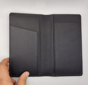 High Quality Custom Men's Genuine Leather <b>Wallet</b> Fold Long Pockets Passport <b>Card</b> Travel <b>Holders</b> OEM Custom Logo Silk Lining - Product Image 1