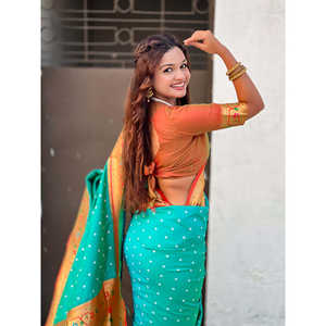 Sari en soie Aqua Blue Fusion Elite Weaves, tissé Zari, style Bandhani Paithani, 650g, pour tenue de club - Product Image 3