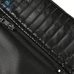 Veste en cuir de vachette au toucher doux, texture lisse, légère, écologique, coupe confortable pour les activités hivernales en plein air et les voyages - Product Image 5
