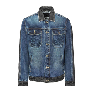 Chaqueta de mezclilla azul vintage lavada con diseño de fabricación propia, cuello vuelto, abotonada, estilo casual streetwear - Product Image 4