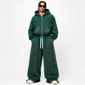 Conjunto Deportivo de Punto Interlock para Hombre con Chaqueta a Juego para Distribuidores Minoristas en EE. UU. - Product Image 3